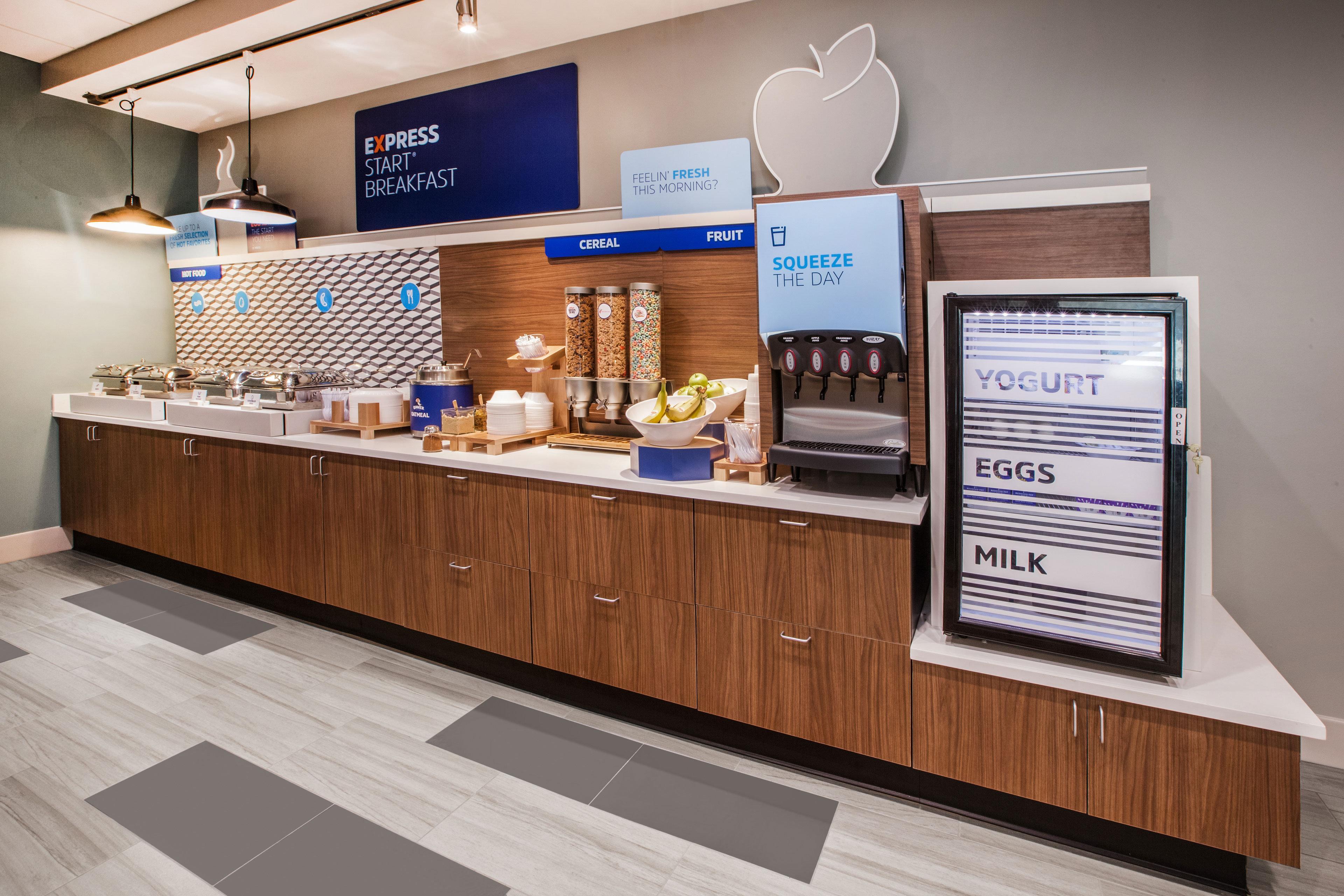 Holiday Inn Express Hotel & Suites Plainview By Ihg Екстер'єр фото