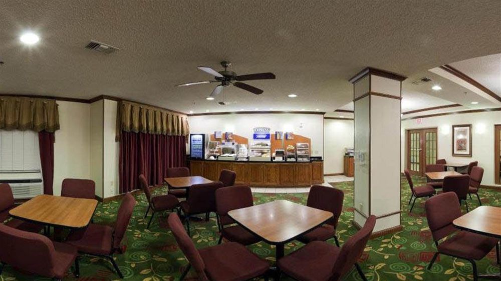 Holiday Inn Express Hotel & Suites Plainview By Ihg Екстер'єр фото