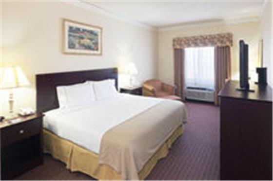 Holiday Inn Express Hotel & Suites Plainview By Ihg Екстер'єр фото